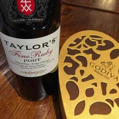 The Perfect Port Wine and Chocolate Pairing