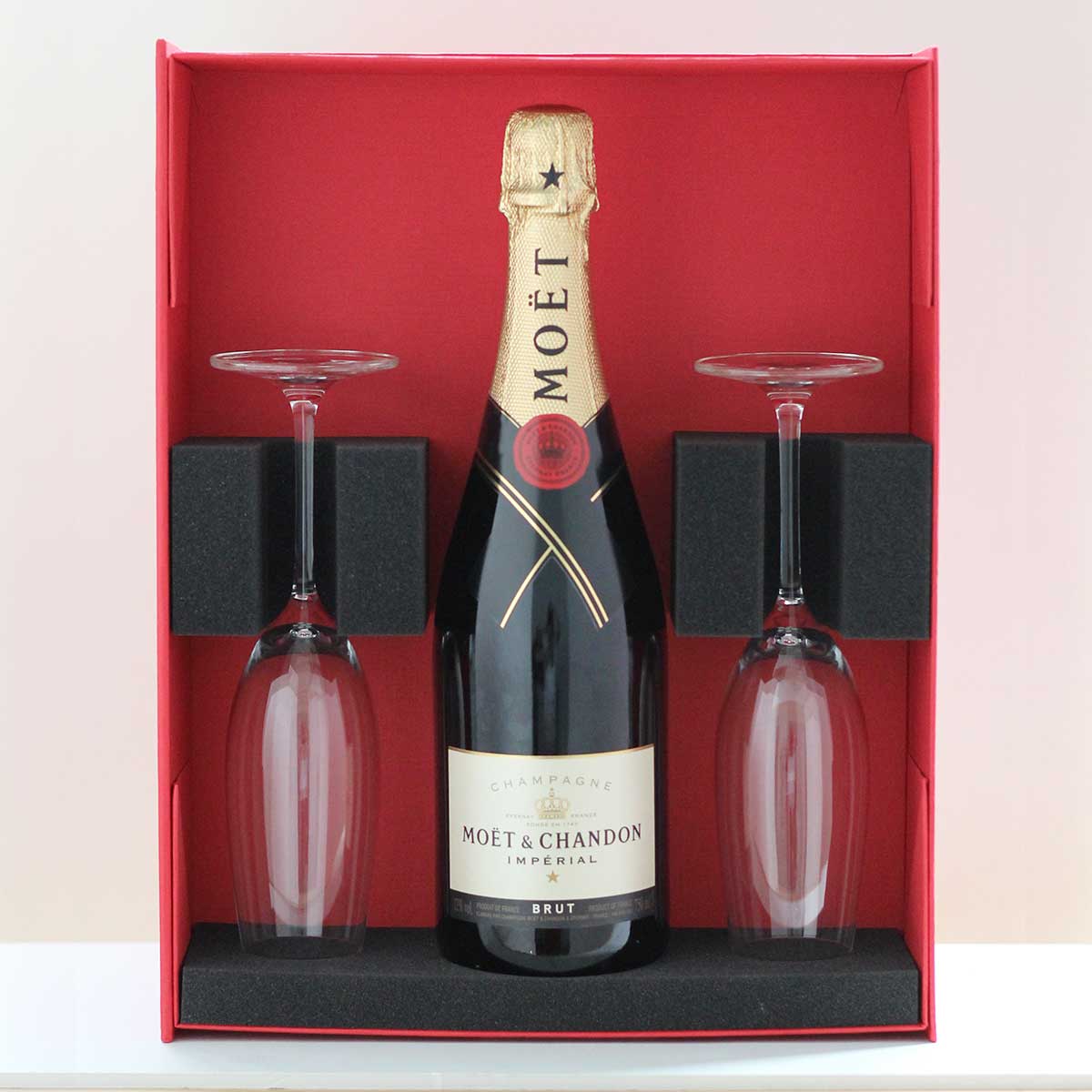 Moet &amp; Chandon Champagne Gift Set